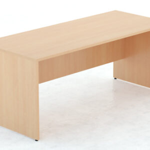 Straight Desk shell with 3/4th Modesty